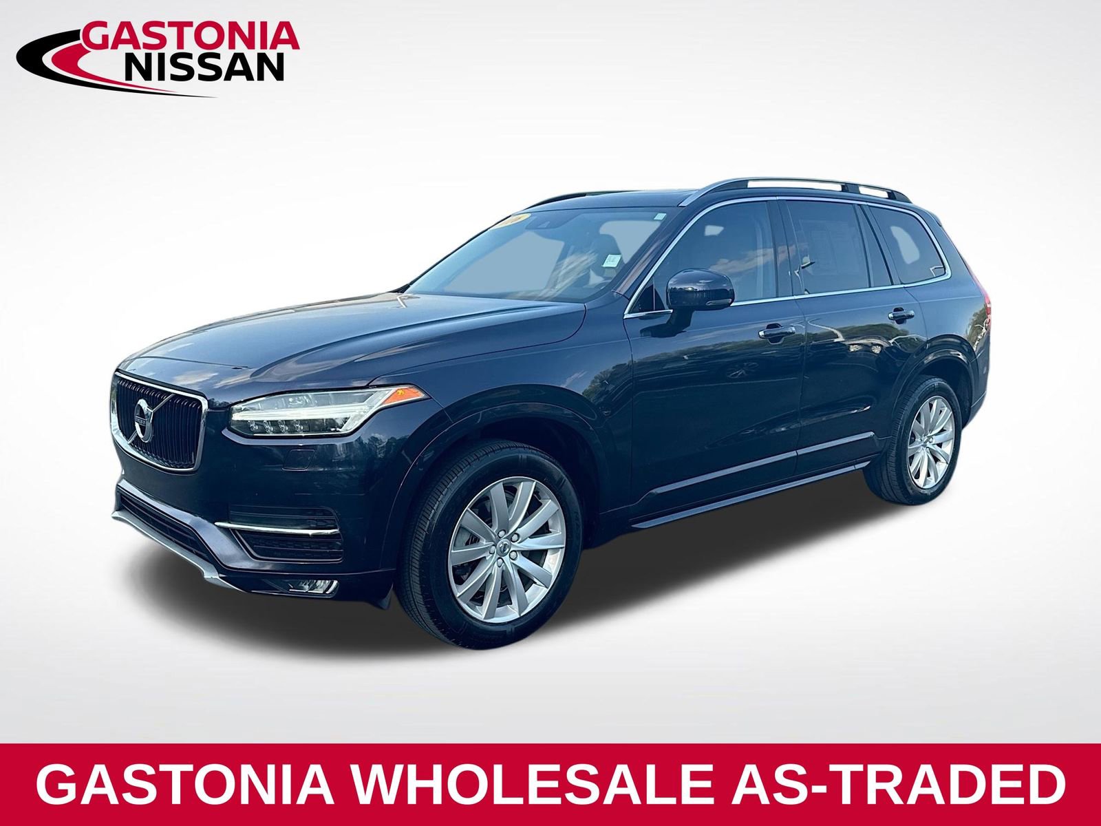 Used 2016 Volvo XC90 T6 Momentum w/ Momentum Plus Package image 3