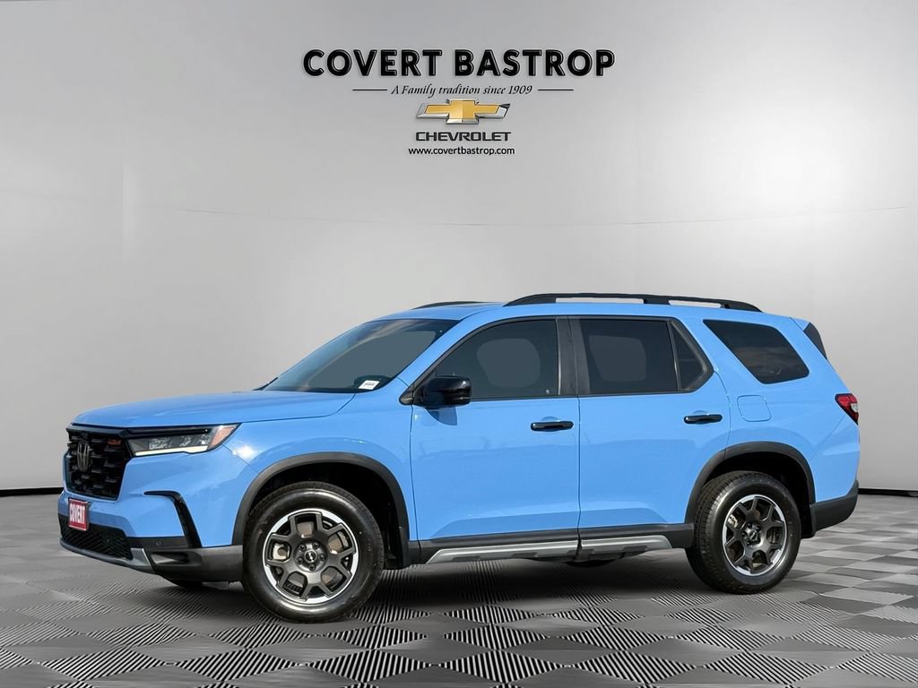 Used 2024 Honda Pilot TrailSport image 1