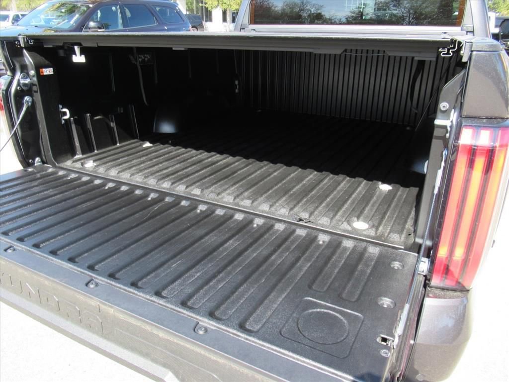 Used 2025 Toyota Tundra Platinum image 33