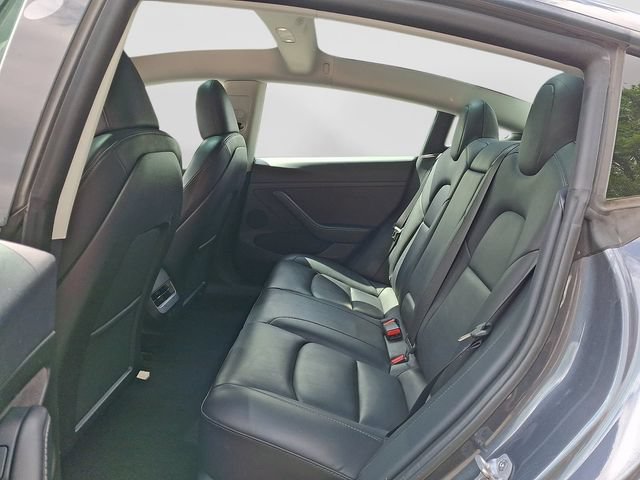 Used 2023 Tesla Model 3 Standard Range RWD image 12