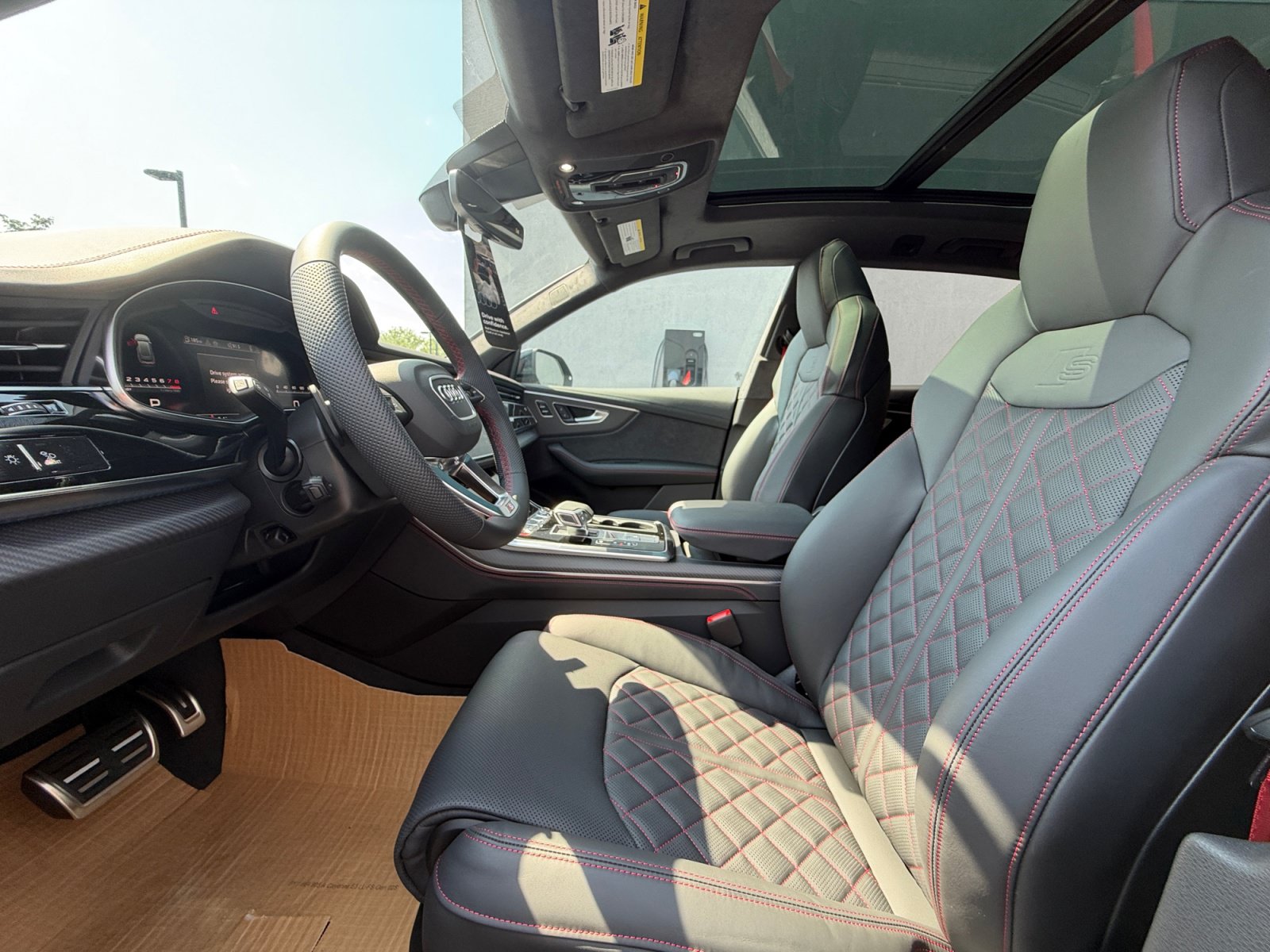 New 2026 Audi SQ8 Prestige AWD/4WD image 5