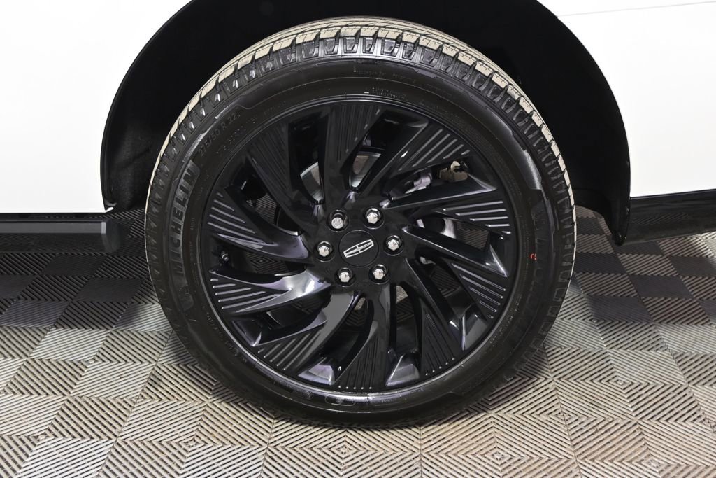 New 2025 Lincoln Navigator Reserve w/ Jet Appearance Package image 20
