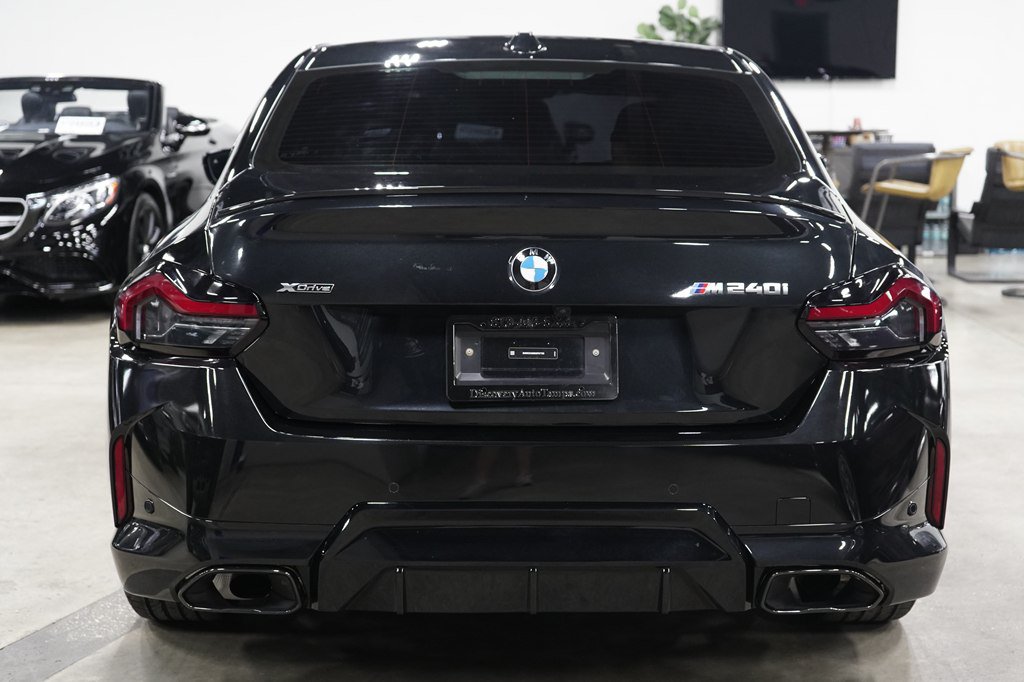 Used 2025 BMW M240i xDrive Coupe AWD/4WD image 4