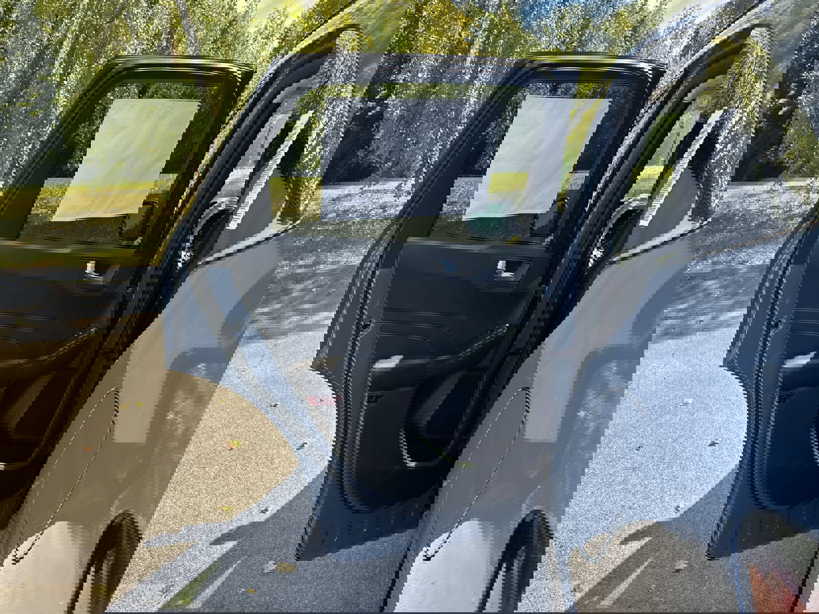 New 2025 Ford Escape SE image 24