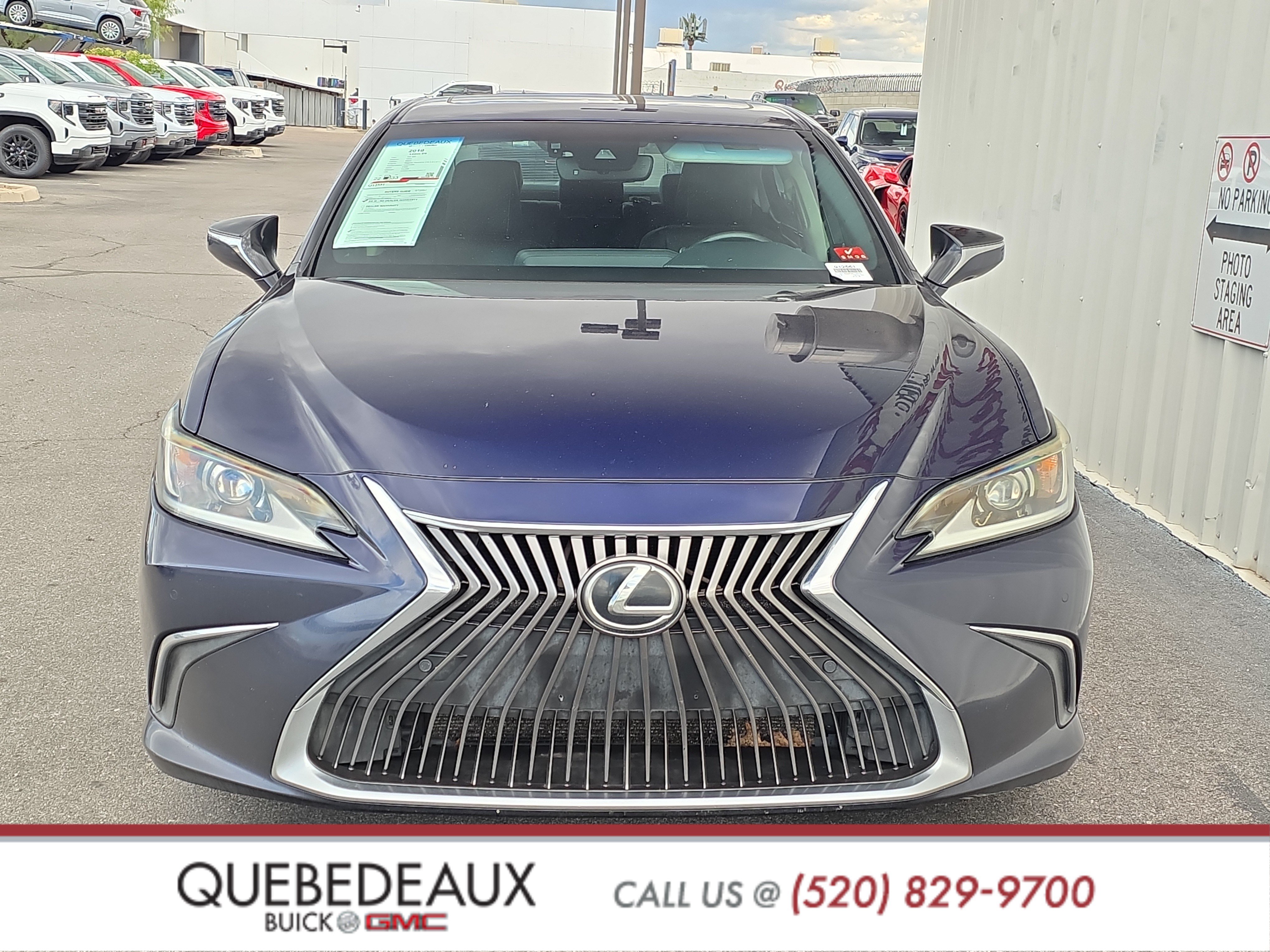 Used 2019 Lexus ES 350 w/ Premium Package FWD image 2