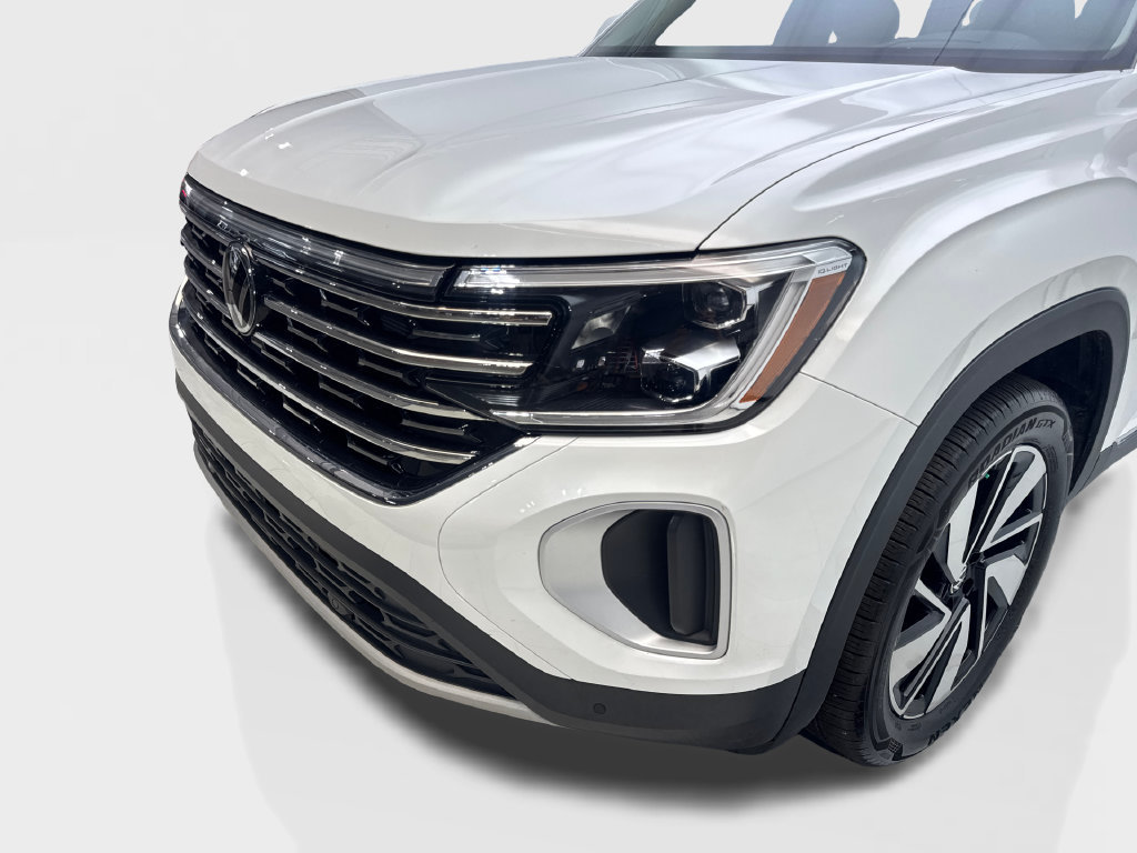 Used 2025 Volkswagen Atlas SEL AWD/4WD image 18