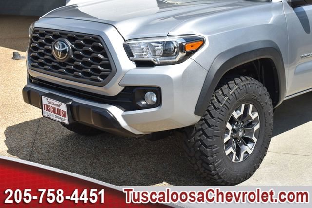 Used 2021 Toyota Tacoma TRD Off-Road w/ Technology Package AWD/4WD image 37