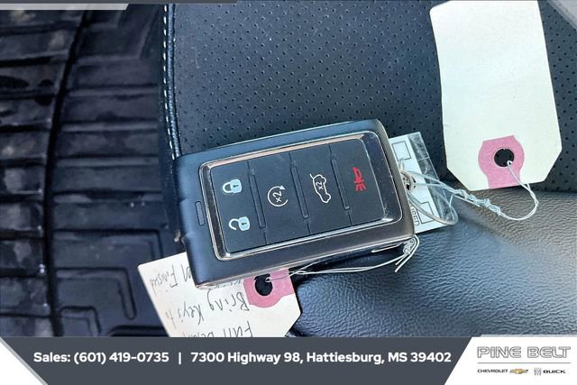 Used 2024 Jeep Grand Cherokee Altitude image 9