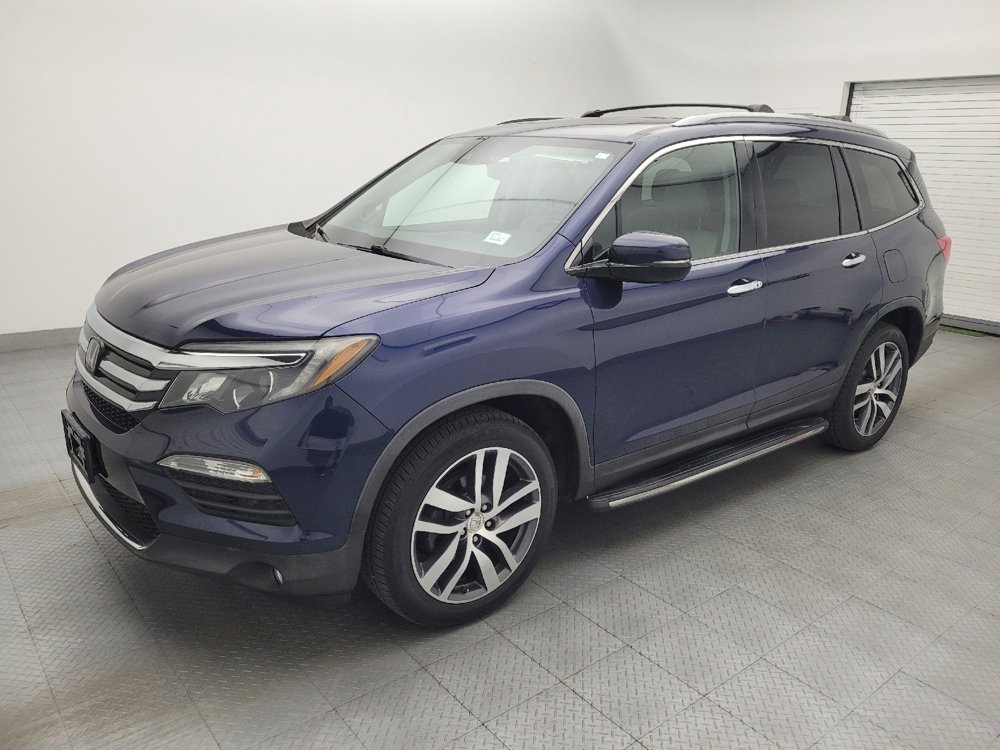 Used 2016 Honda Pilot Touring image 2