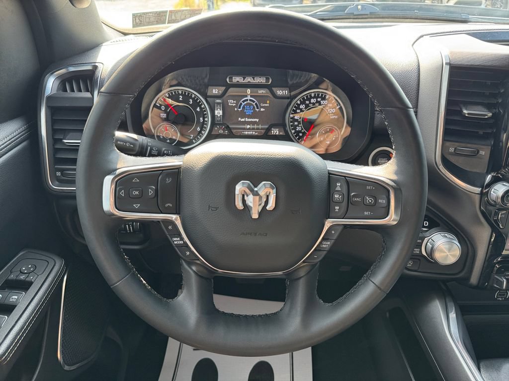 Used 2025 RAM 1500 Laramie w/ Sport Appearance Package AWD/4WD image 15