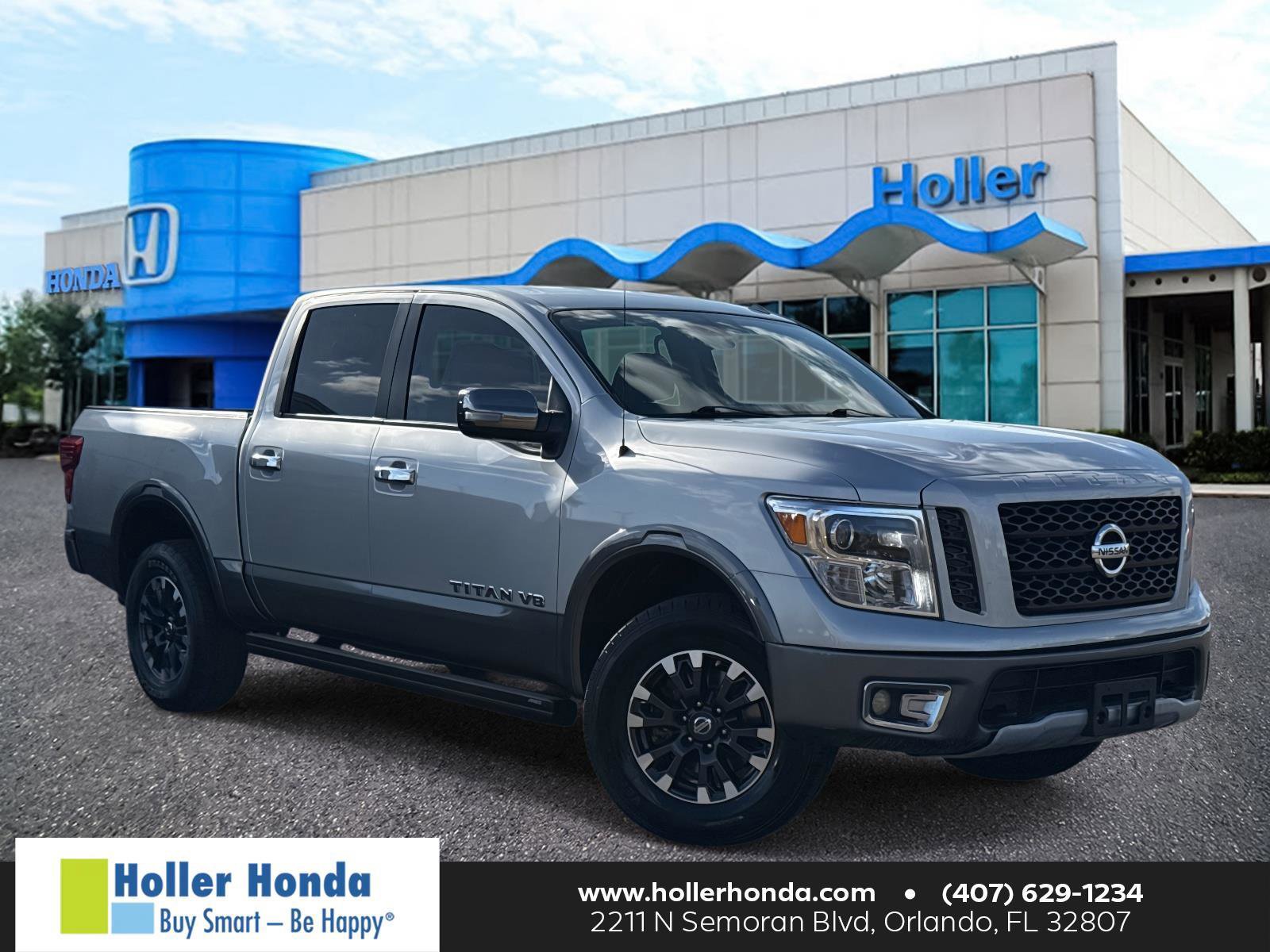 Used 2019 Nissan Titan PRO-4X image 1