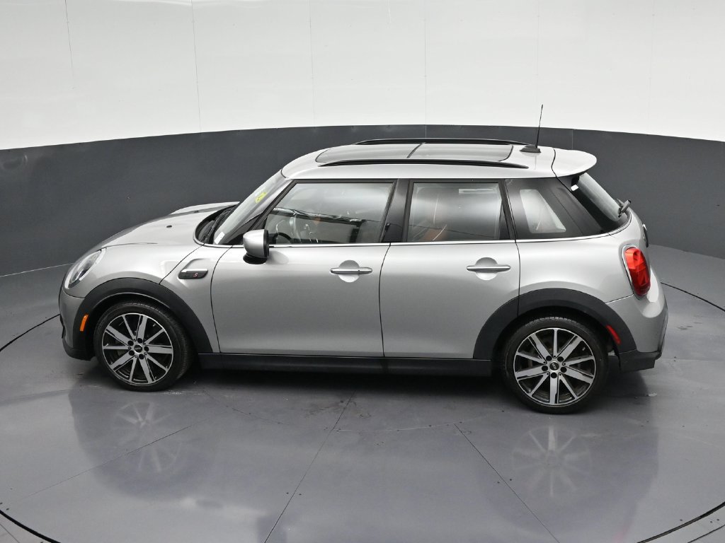 Used 2024 MINI Cooper S w/ Signature Upholstery Package FWD image 23