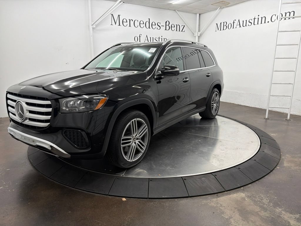 Used 2024 Mercedes-Benz GLS 450 4MATIC image 3