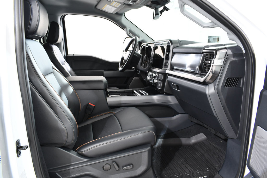 New 2026 Ford F350 Lariat w/ Black Appearance Package AWD/4WD image 10