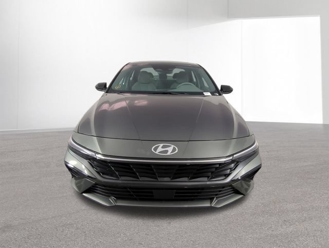 New 2026 Hyundai Elantra SEL Sport Premium FWD image 15