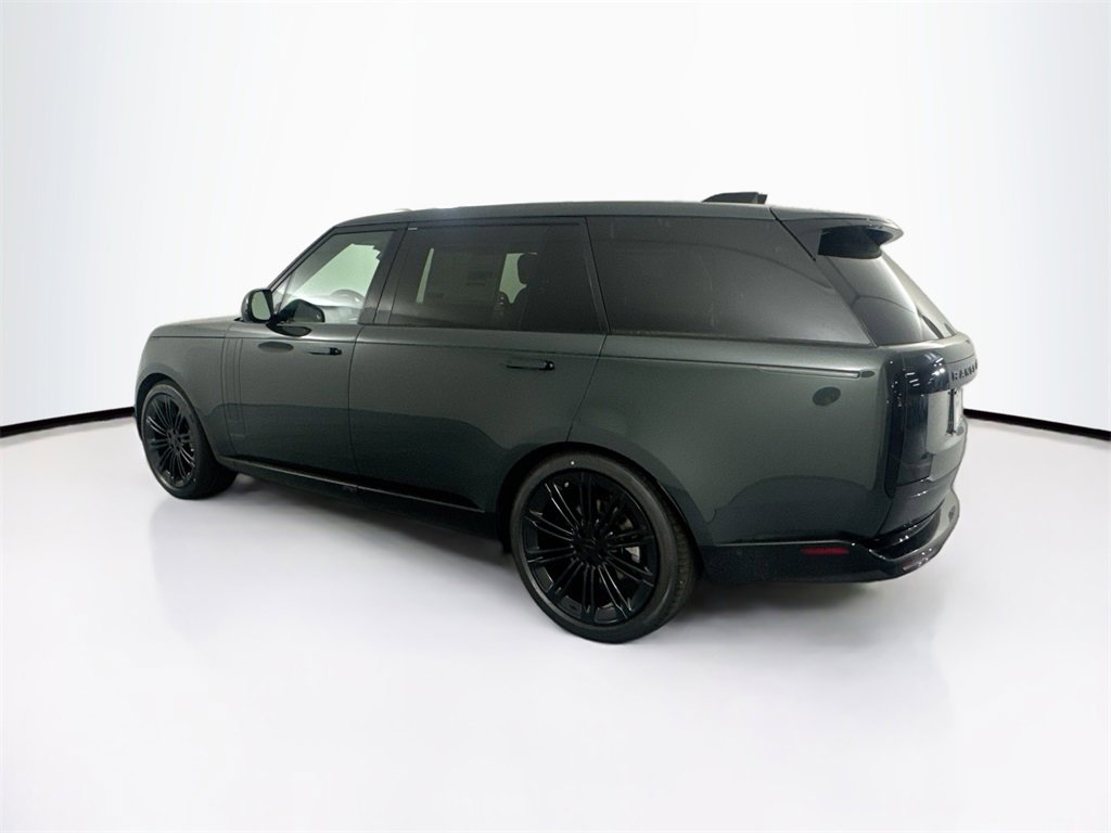New 2026 Land Rover Range Rover Long Wheelbase SE image 7