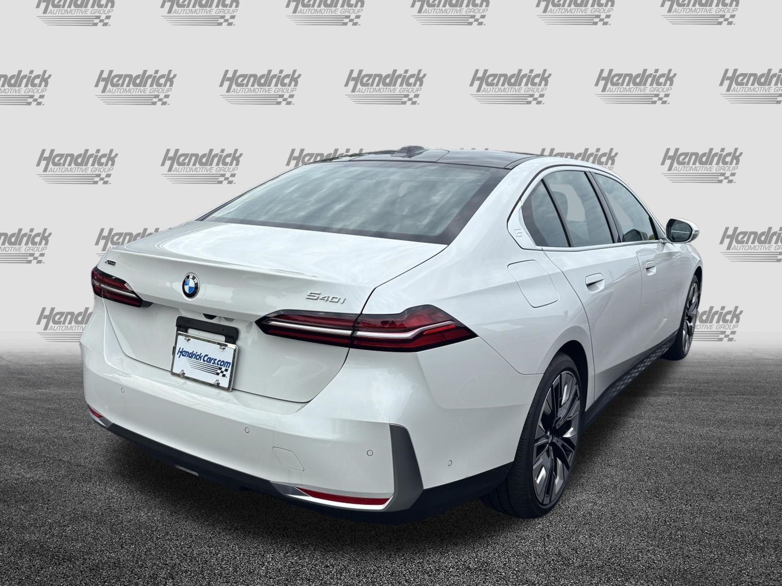 Used 2026 BMW 540i xDrive AWD/4WD image 11