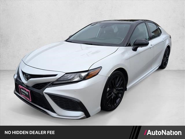 Used 2024 Toyota Camry XSE w/ Navigation Package FWD image 1