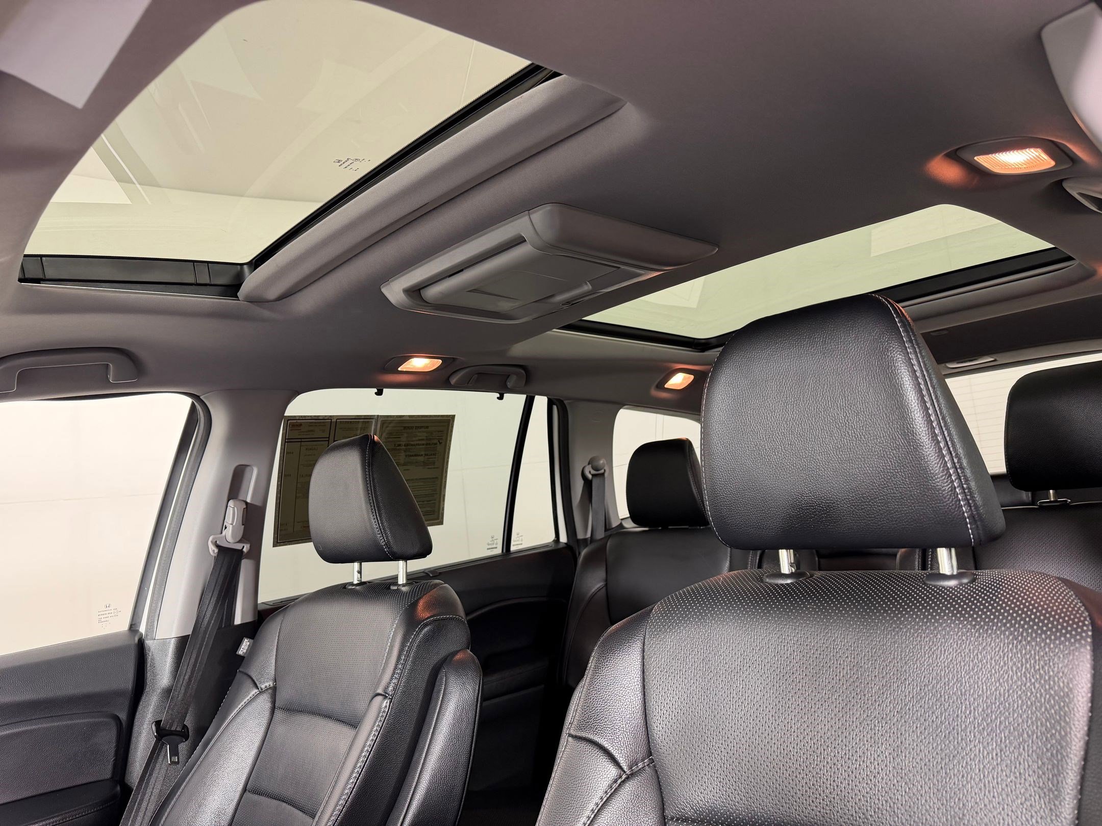 Used 2017 Honda Pilot Elite image 15