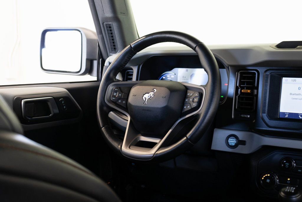 Used 2022 Ford Bronco Badlands image 27