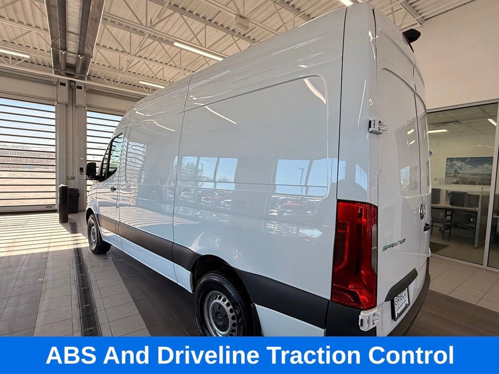 Used 2025 Mercedes-Benz Sprinter 2500 image 6