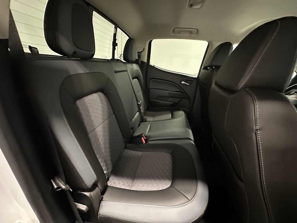 Used 2021 Chevrolet Colorado Z71 w/ Safety Package AWD/4WD image 25