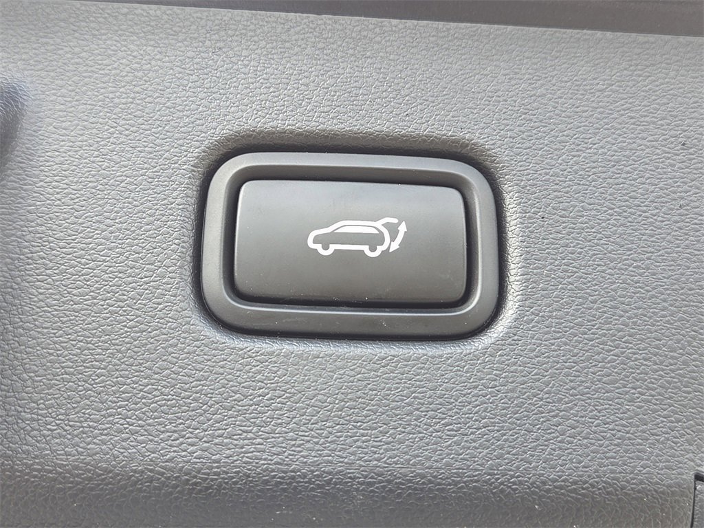 Used 2024 Hyundai Tucson Limited image 15