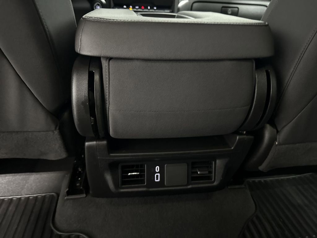 Used 2024 Chevrolet Silverado 1500 Custom RWD image 22