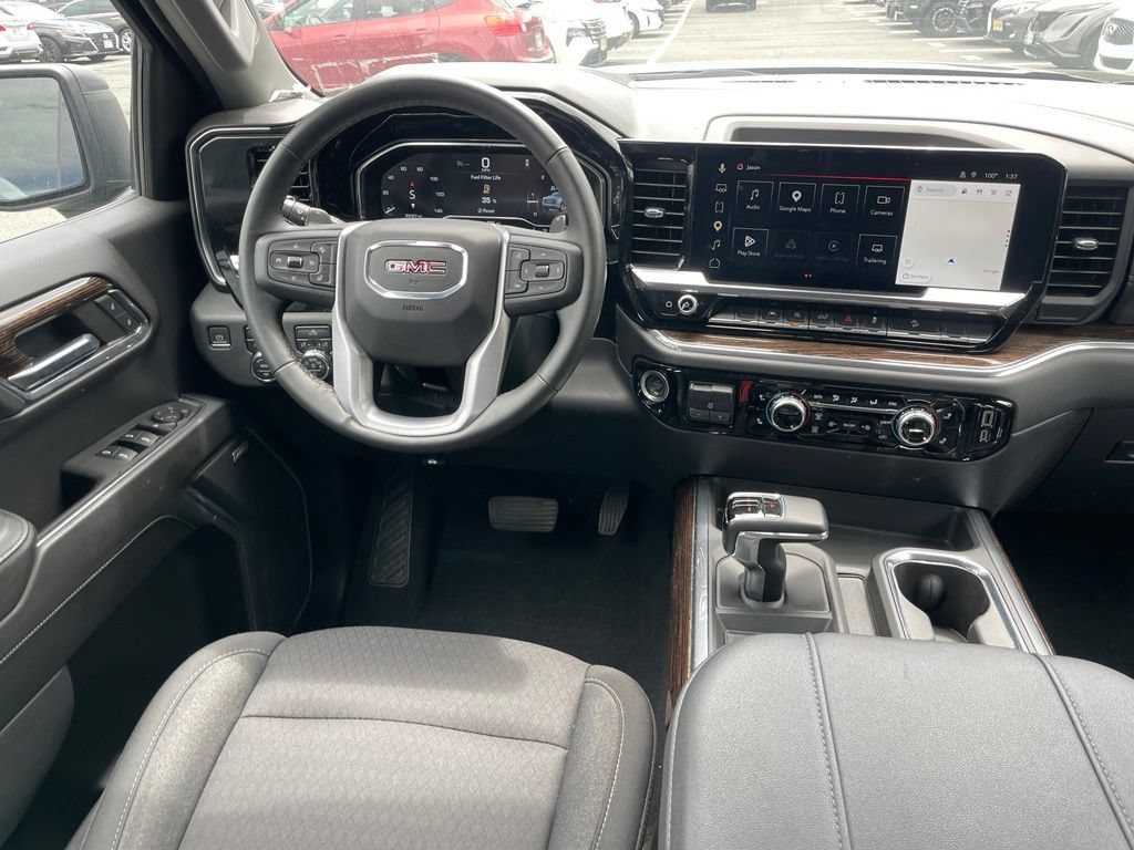 Used 2023 GMC Sierra 1500 Elevation w/ Preferred Package AWD/4WD image 9