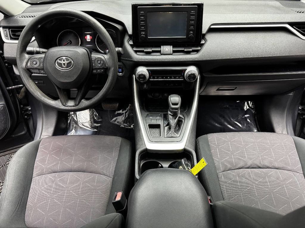 Used 2019 Toyota RAV4 XLE image 41