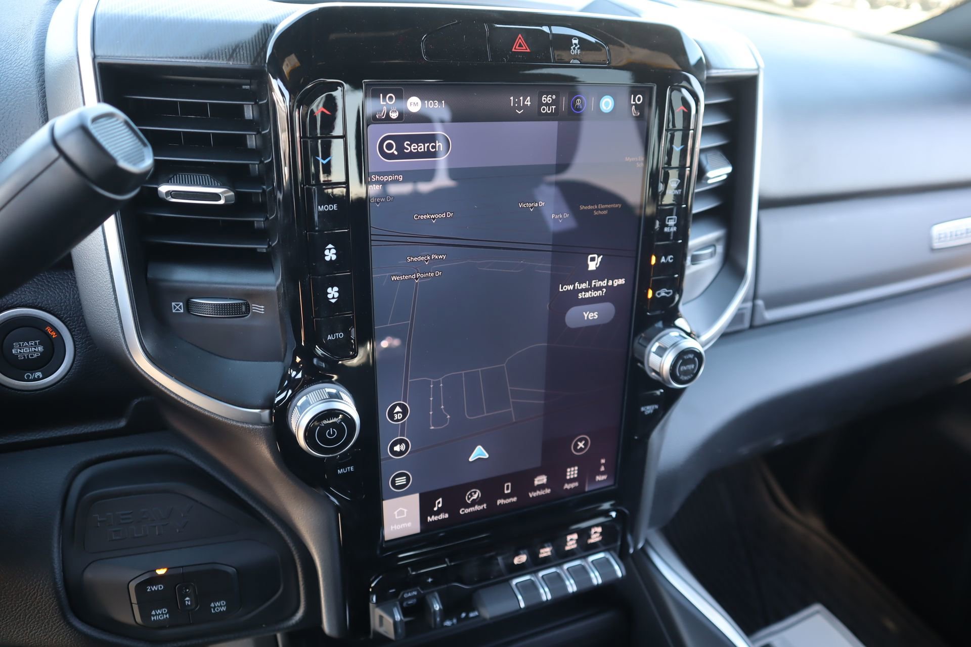New 2026 RAM 2500 Big Horn AWD/4WD image 7