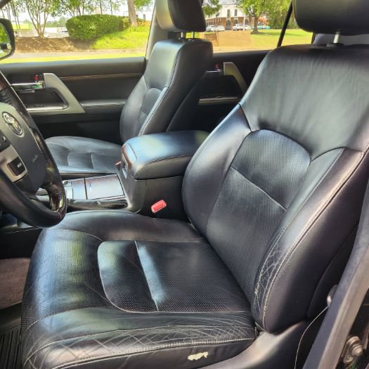 Used 2013 Toyota Land Cruiser AWD/4WD image 12