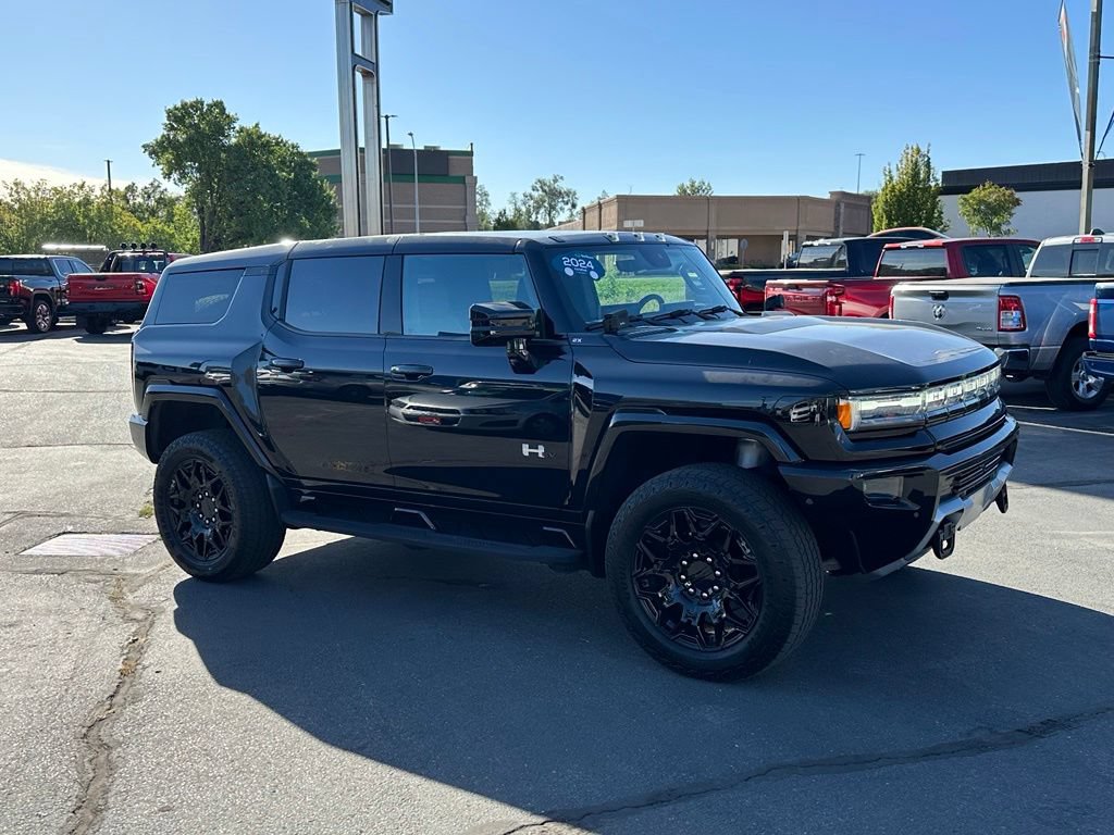 Certified 2024 GMC Hummer EV 2X w/ LPO, Illumination Package AWD/4WD image 9