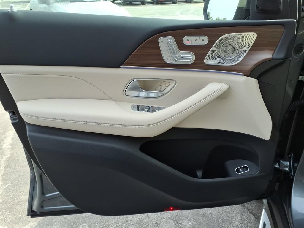 Certified 2026 Mercedes-Benz GLE 350 4MATIC image 11