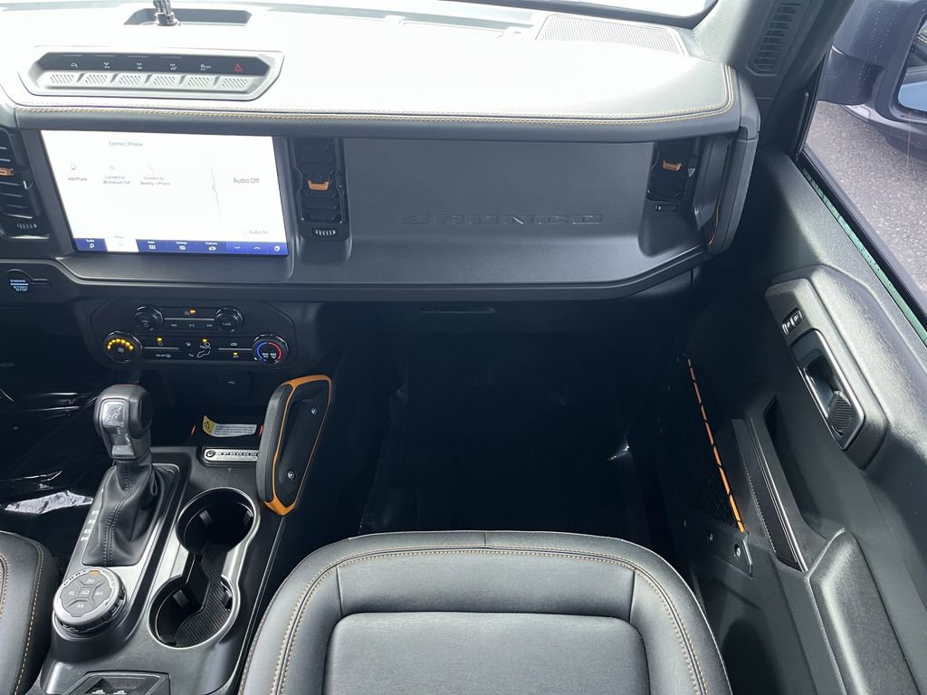 Certified 2024 Ford Bronco Badlands AWD/4WD image 17