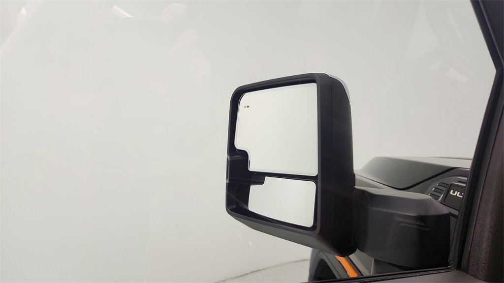 Used 2025 GMC Sierra 2500 Denali Ultimate image 17