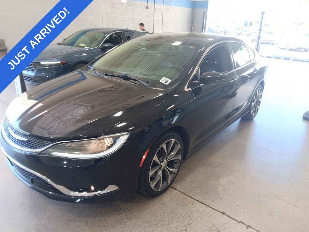 Used 2015 Chrysler 200 C FWD video 1