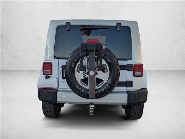 Used 2012 Jeep Wrangler Unlimited Sahara w/ Dual Top Group image 7