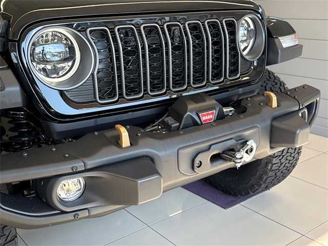 New 2025 Jeep Wrangler Unlimited Rubicon 392 image 32