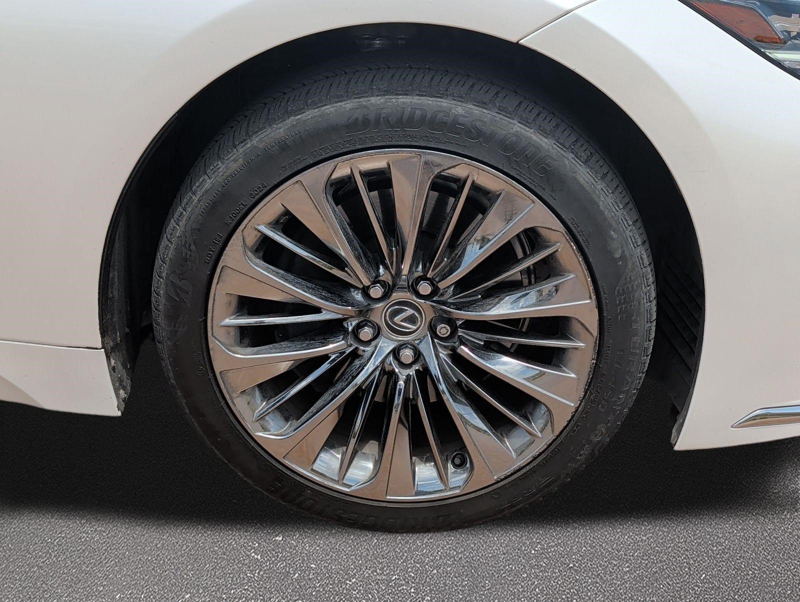 Certified 2023 Lexus LS 500 w/ Interior Upgrade Package RWD image 7