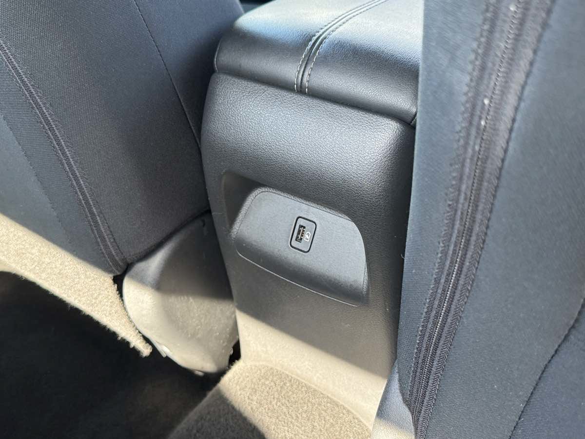 Used 2024 Nissan Sentra SV FWD image 19