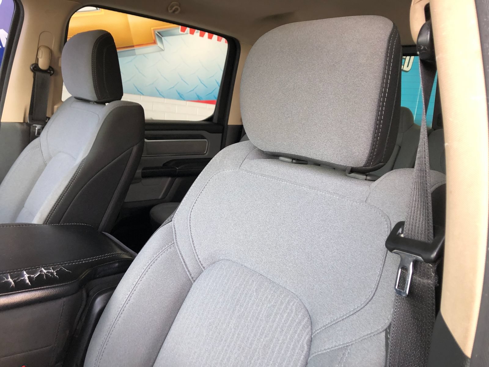 Used 2019 RAM 1500 Big Horn AWD/4WD image 18
