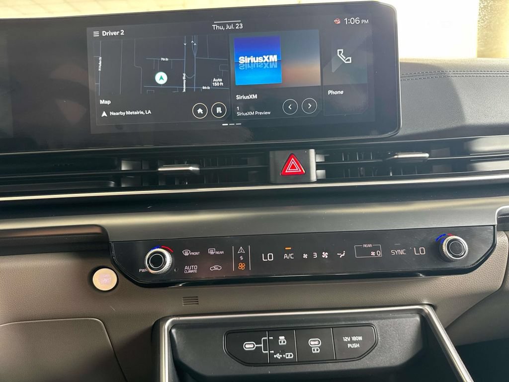 Used 2026 Kia Carnival FWD image 24