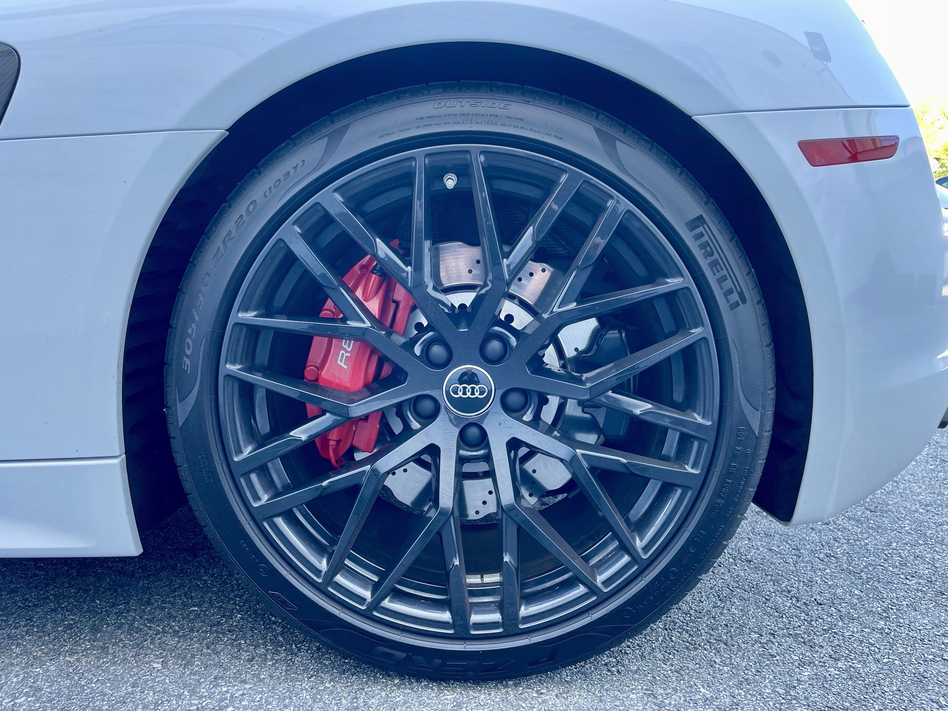 Used 2018 Audi R8 V10 AWD/4WD image 6