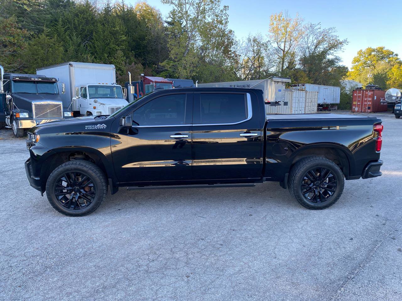 Used 2020 Chevrolet Silverado 1500 High Country w/ Technology Package image 11