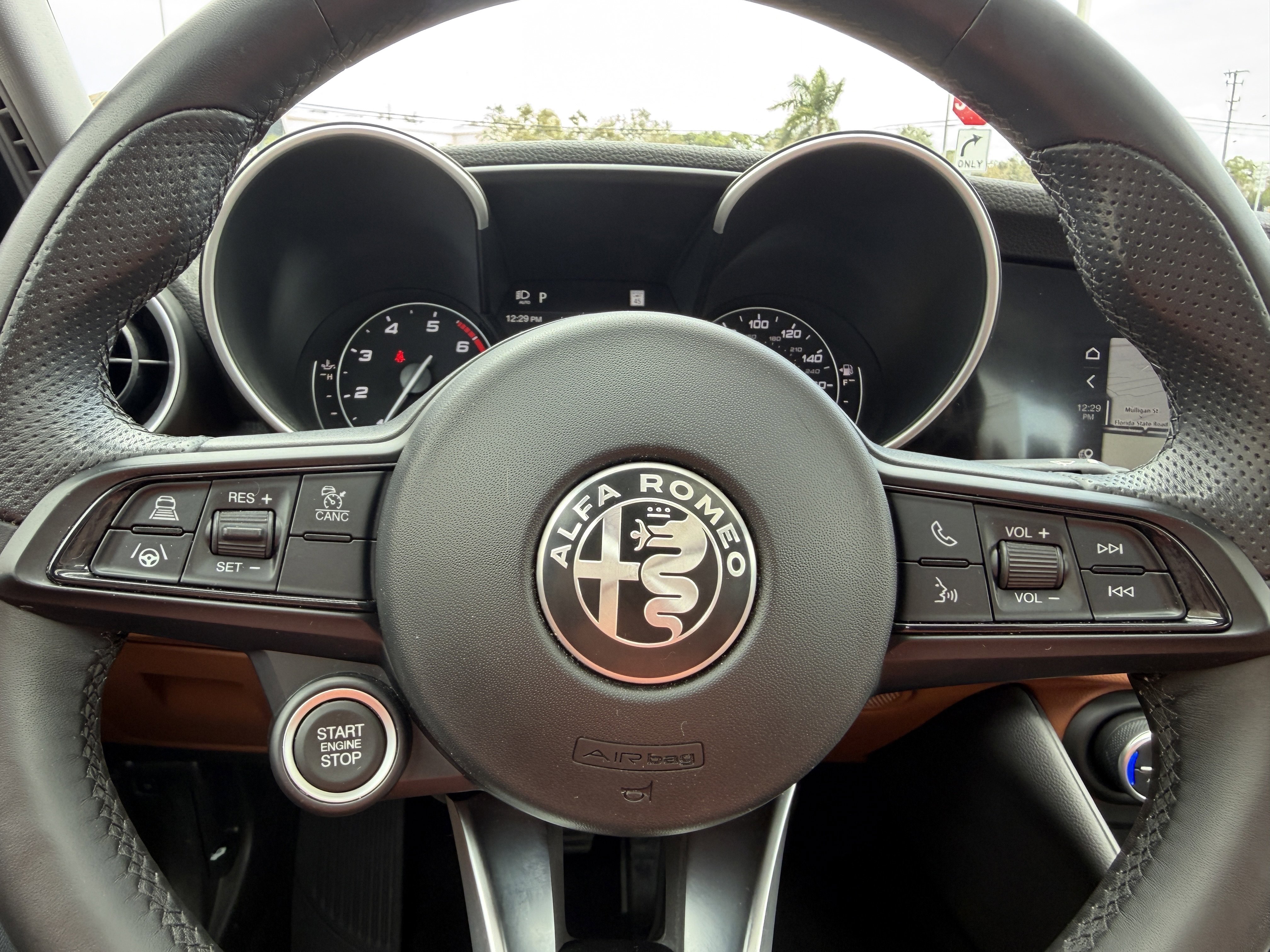 Used 2021 Alfa Romeo Giulia Ti w/ Active Assist 2 Package TI image 33