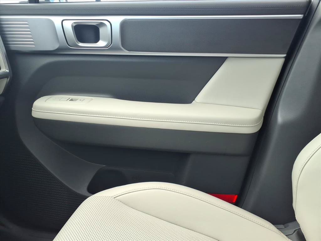 Used 2024 Hyundai Santa Fe SEL FWD image 26