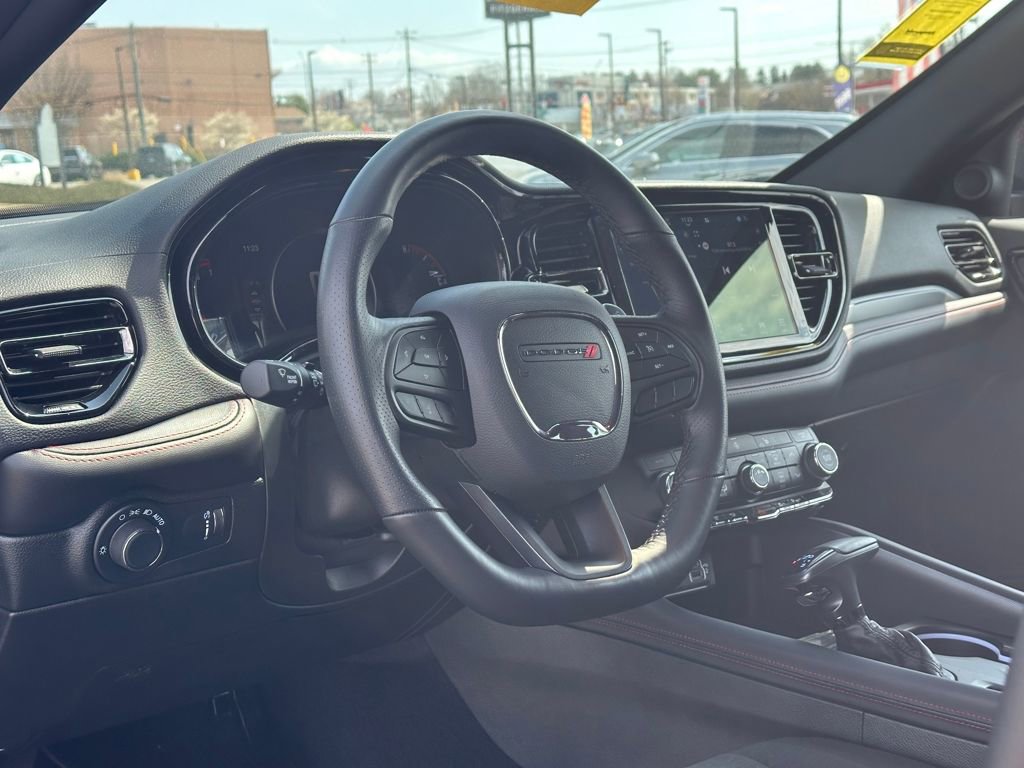 Used 2025 Dodge Durango GT image 23