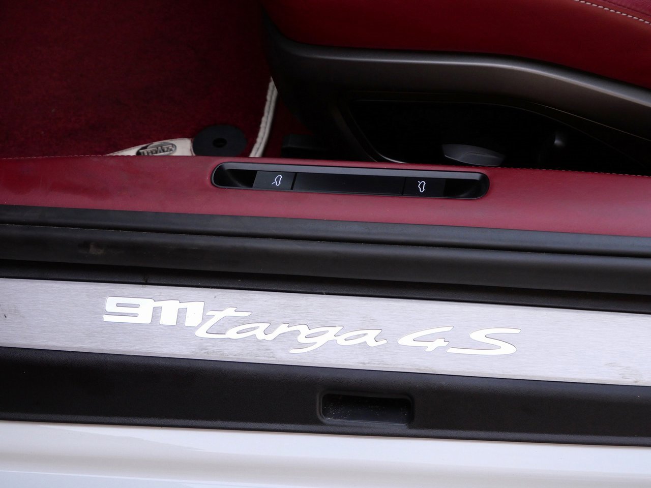 Used 2021 Porsche 911 Targa 4S image 19