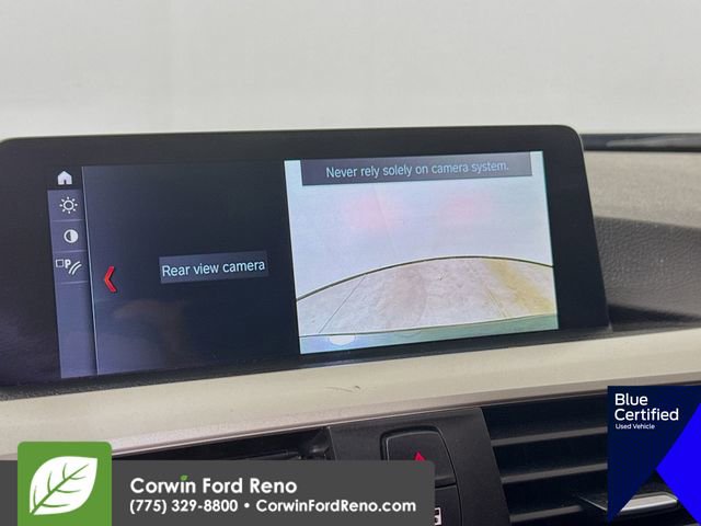 Used 2018 BMW 320i xDrive Sedan AWD/4WD image 18